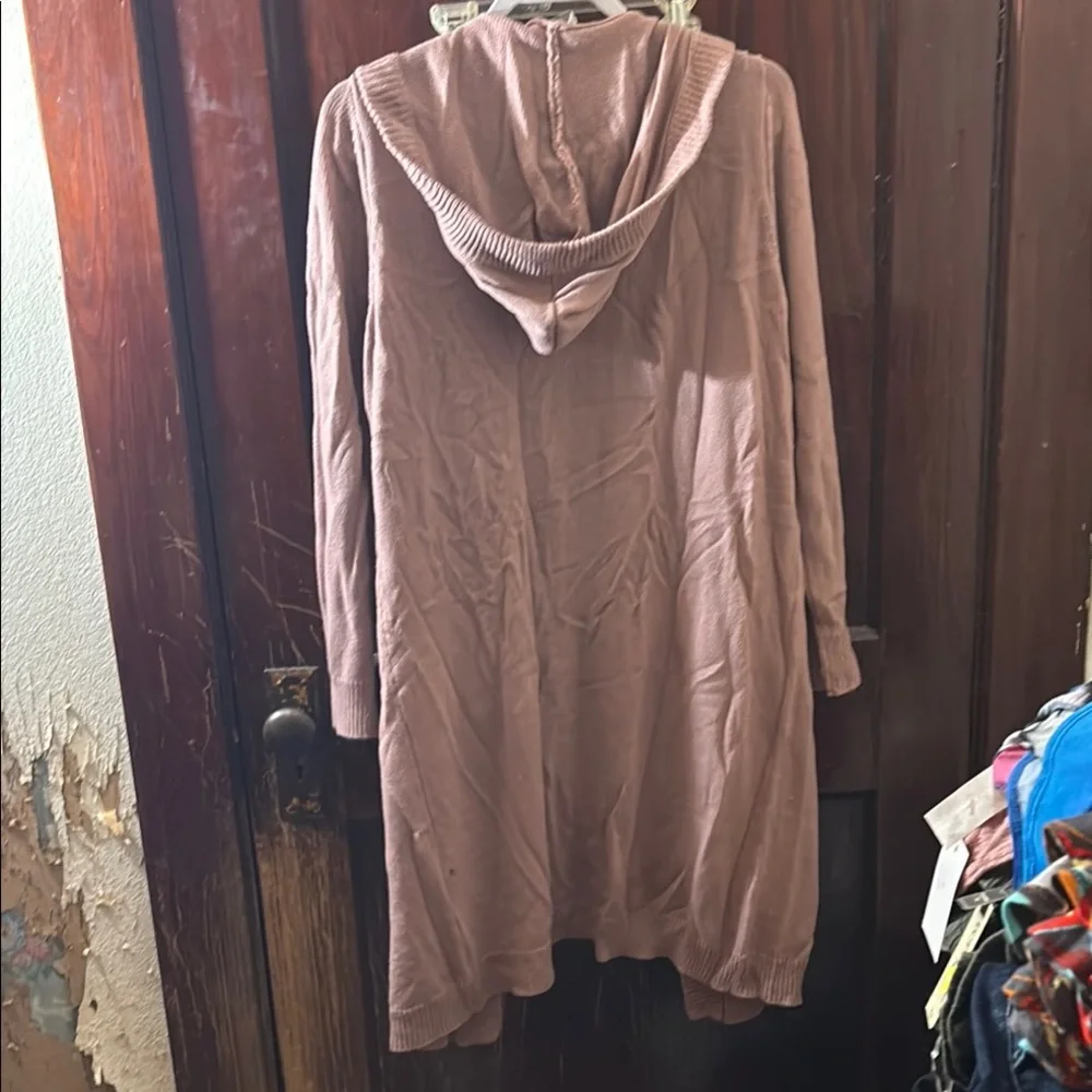 Cozy Pink Hooded Cardigan Size Large (very roomie) - Picture 4 of 4